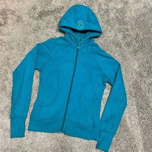 Lululemon Scuba Hoodie Size 6